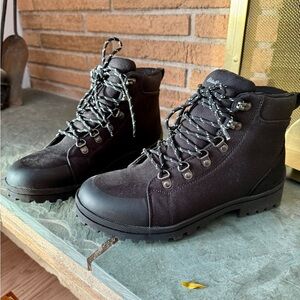 Eddie Bauer black Ridgeline Boots women’s size 9